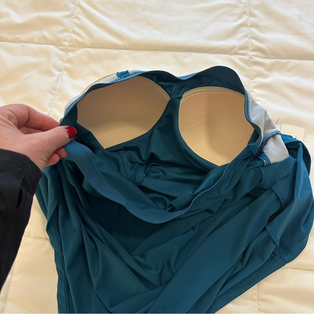 32 Degrees Teal Tank Top with built in bra- NWT - Picture 10 of 11